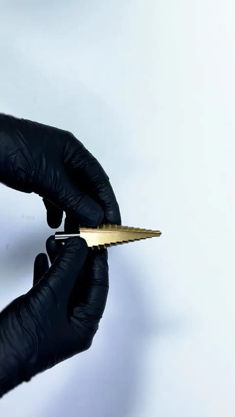 Imagem 4 do Broca Escalonada de 6 A 30 Mm Em Aço Rápido Revestida de Titânio Com Haste Cilíndrica Para Chapa de Metal Ctm-50706030 Ctpohr