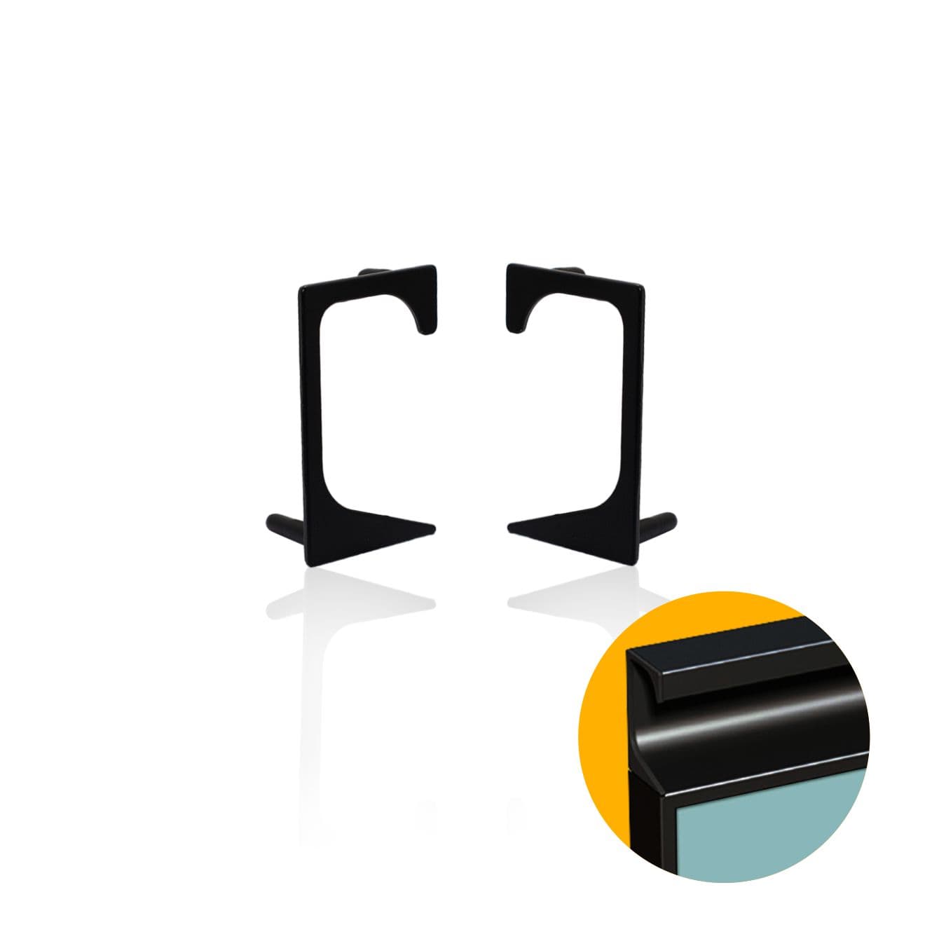 Ponteira Vazada Preta Para Puxador Gola de 20 Mm Pe179 Rometal